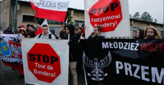 Акції протесту в Польщі роздмухувалися Кремлем. Фото: informnapalm.org.