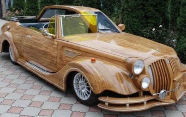 Саморобний автомобіль талановитого українця. Фото styler.rbc.ua