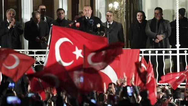 Туреччина призупиняє контакти з Нідерландами. Фото: mediavektor.org.
