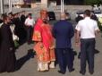 VIP-піп: Журналісти показали елітний маєток та іномарки головного священика Харківщини (відео)