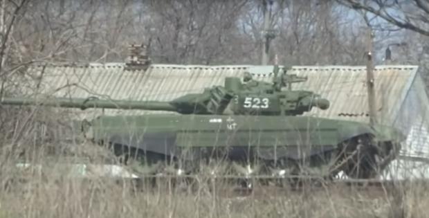Росія стягує танки до кордону з Україною. Скріншот.