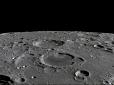 Вчені виявили на Місяці гігантські підземні тунелі (фото)