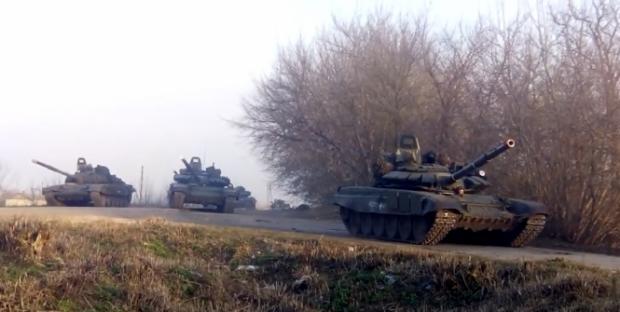 Російські танки. Фото: iPress.ua.