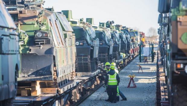В Естонію прибули французькі танки. Фото:http://milnavigator.com.ua/