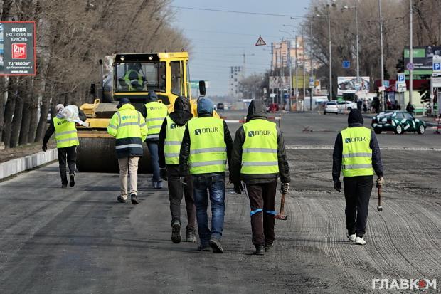 Турецька компанія ремонтує Кільцеву дорогу