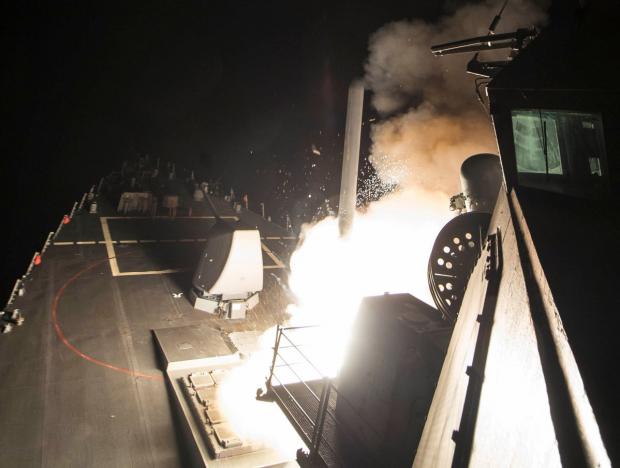 США завдали ракетного удару по авіабазі в Сирії. Фото:https://www.unian.ua/