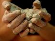 Життя зародилося з глини - вчені погодилися з Біблією