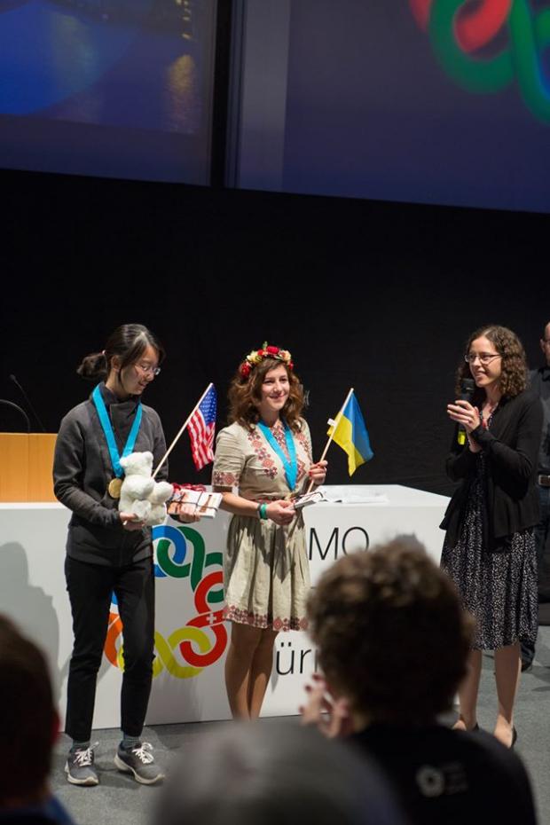 Українка Ольга Шевченко зайняла перше місце на Європейській математичній олімпіаді. Фото:facebook