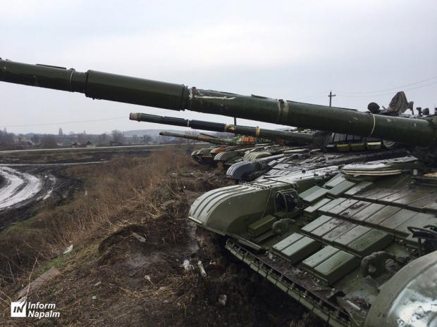 Російські танки. Фото: InformNapalm.