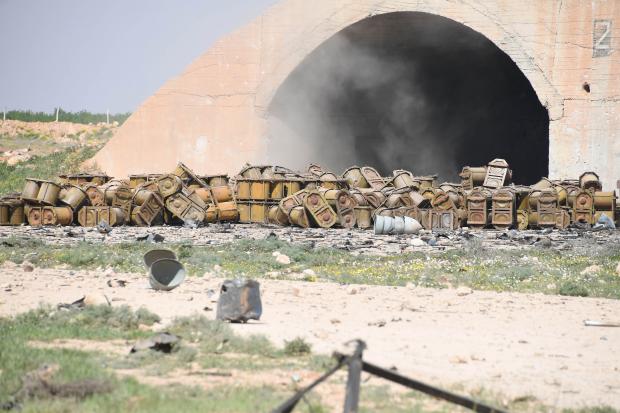 Авіаційна база Шайрат у Сирії після нанесення ракетного удару США. Фото:https://citeam.org/