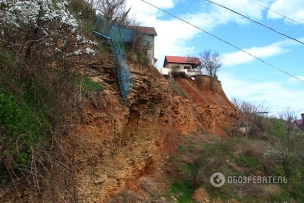 Наслідки обрушення берегової лінії Одеси. Фото: https://www.obozrevatel.com