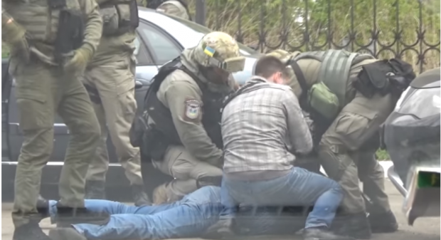 Затримання вбивці у Києві. Фото: скріншот з відео.