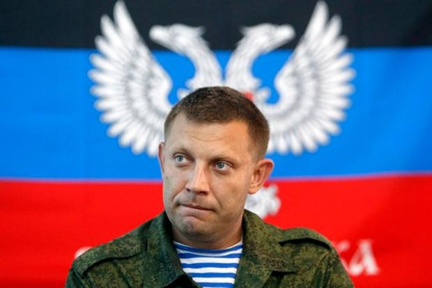 Схоже, що Захарченко отримав нову методичку. Фото: DonPress.com.