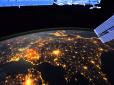 Астронавт поділився вражаючим відео нічної Землі