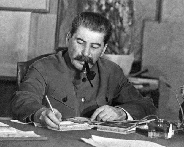 Сталін усе знав про план "Барбаросса"? Ілюстрація: ЖЖ.