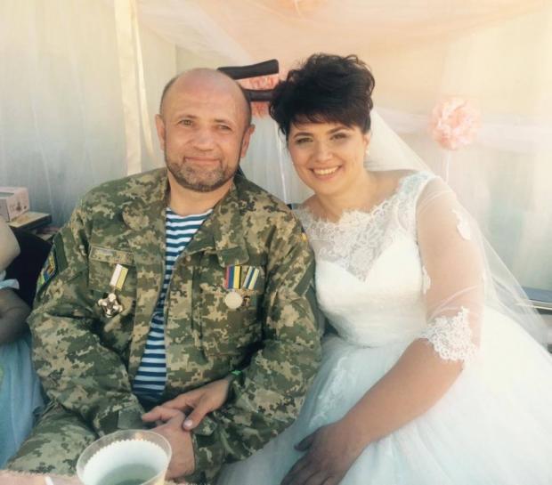 Молодята. Фото: https://provse.te.ua