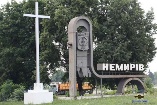 В Немирові вибухнув церковний скандал. Фото: ЖЖ.