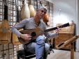 Як звучить гітара, створена Страдіварі в 1679 році (відео)