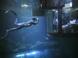 Першу в світі підводну спальню з акулами створили в Парижі (фото)