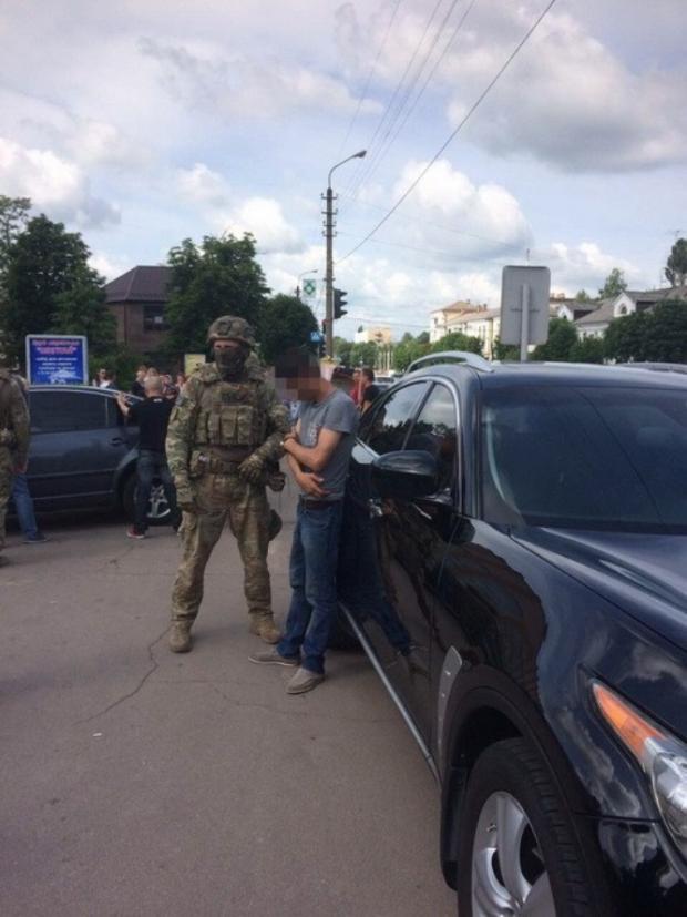 СБУ затримала учасників банди. Фото:прес-служба УСБУ