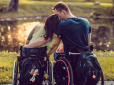 Десять років відпрацювали в Австрії: Як двоє закарпатців поїхали на заробітки на інвалідних візках