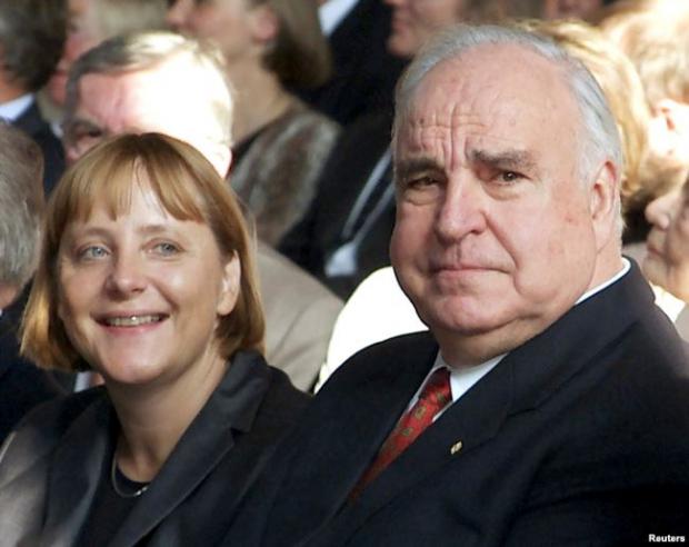 Гельмут Коль і Ангела Меркель. Берлін, 27 вересня 2000 року