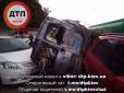 На Набережному шосе в Києві сталася масштабна аварія з перевернутим автомобілем (фото)