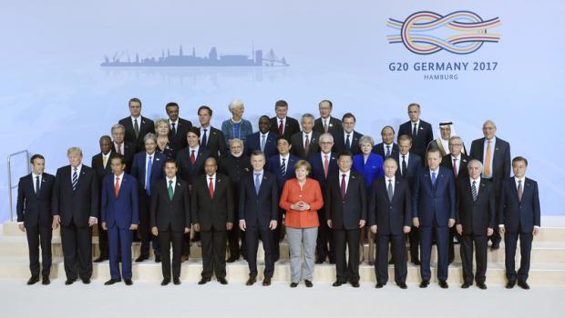 Групова світлина учасників саміту G20 у Гамбурзі. Фото:http://news.liga.net