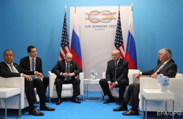 Путін і Трамп під час зустрічі у Гамбурзі. Фото:ЕРА