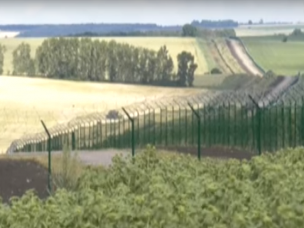 "Стіна" на кордоні з агресором. Фото:скріншот відео