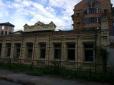 Жадібність перемогла спадщину: На Караваєвих дачах Києва знесли останню історичну будівлю