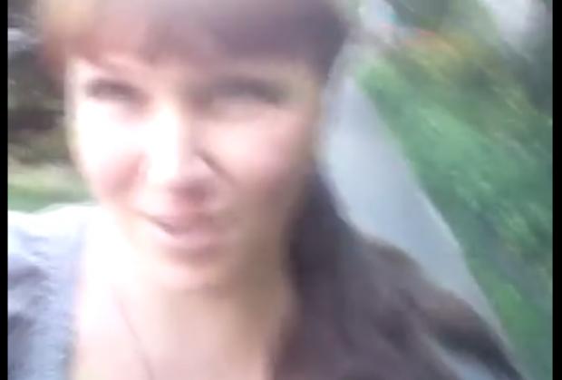 Світлана Пікта дуже любить розповідати про "братів-росіян". Фото: скріншот з відео.