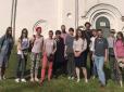 Імперська отрута: Українську молодь знов везуть на Росію