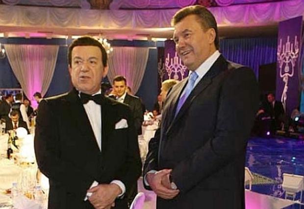 Йосип Кобзон і Віктор Янукович. Ілюстрація:ipress.ua