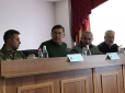Луценко в зоні АТО дав доручення новому військовому прокурору