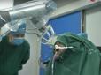 У Китаї робот вперше у історії встановив зубний імплант (відео)