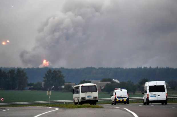 Пожежа та вибухи у Калинівці. Фото: 112 Україна.