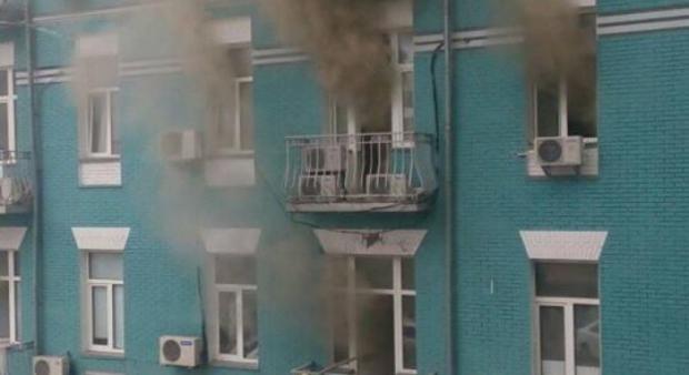 Пожежа в центрі Києва. Фото: Київ оперативний.