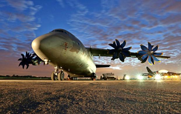 Фото: INTERPOLIT.