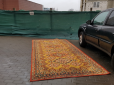 Білоруський автовласник креативно облаштував паркове місце для свого авто (фото)