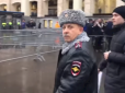 Хіти тижня. Непогано влаштувався: Розшукуваний за Майдан полковник МВС засвітився в Москві (фото, відео)