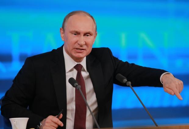 Давно вже російська економіка не падала так добре, як при Путіні. Фото: ТАСС.