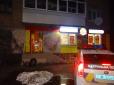 Нахабне пограбування крамниці у Києві: Зловмисник жорстоко розправився з продавщицею (фото, відео)