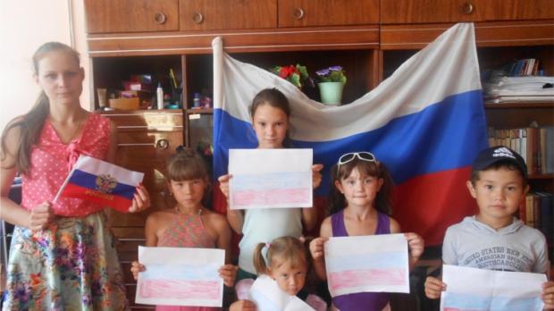 Маленьких росіян із дитинства привчають до "скреп". Фото: соцмережі.