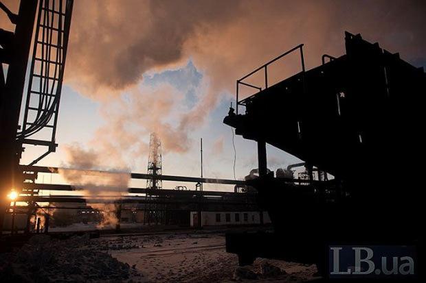 Світанок над Авдіївським коксохімічним заводом. Фото:LB.ua