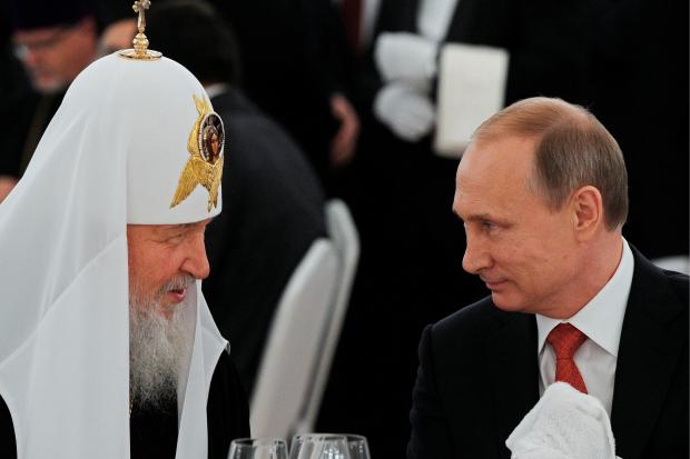 Патріарх РПЦ Кіріл і Путін. Ілюстрація:Washington Times