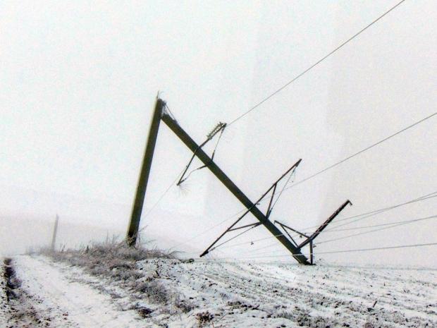 Повалені електроопори на Одещині. Фото:Facebook