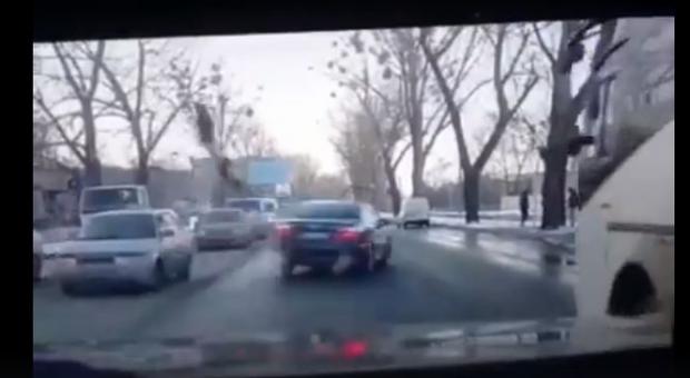 На місці трагедії у Харкові. Фото: скріншот з відео.