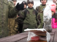 Окупанти у Криму вчать дітей воювати, щоб він ніколи не став українським, - німецькі ЗМІ (відео)