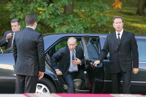 Путіна ніхто не обирав, його призначила мафія. Ілюстрація: newsader.com.